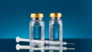 Sanofi: Θετικά αποτελέσματα για το γαλλικό εμβόλιο κατά της Covid-19
