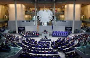 Γερμανία: Απαγορεύει τη χρήση Twitter στο Κοινοβούλιο ο Σόιμπλε
