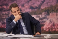 Ο Μητσοτάκης υπόσχεται μείωση φόρων σε επιχειρήσεις ΕΝΦΙΑ