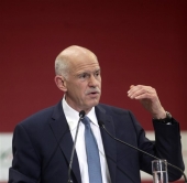 Μέτωπο Παπανδρέου κατά της ΝΔ