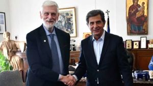 Σημαντική συζήτηση για την ομογένεια στη συνάντηση Λοβέρδου-Γκιουλέκα