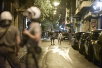 Μολότοφ και ένταση τη νύχτα στα Εξάρχεια