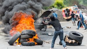 Αϊτή: Η αστυνομία διαβεβαιώνει πως ανέκτησε πλήρως τον έλεγχο πετρελαϊκής εγκατάστασης καίριας σημασίας