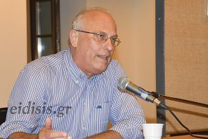 Αφιέρωμα στη Δικτατορία με τη συμμετοχή Αγτζίδη στο Ελεύθερο Πανεπιστήμιο Κηφισιάς