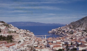 Ερευνες στη Βάρκιζα για την ληστεία της Ύδρας