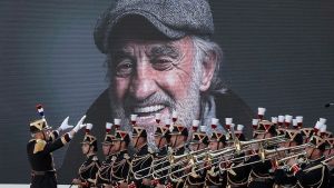 Γαλλία: Αποχαιρετά τον αγαπημένο της «Μπεμπέλ»