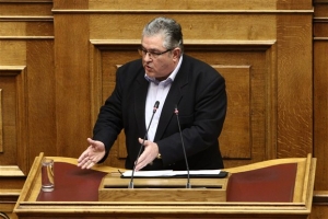 Κουτσούμπας: Λερώνετε τα χέρια σας για να μείνετε στην καρέκλα