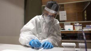 Ιταλία-κορονοϊός 8.561 κρούσματα κορονοϊού, με 420 θανάτους σε 24 ώρες