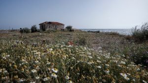 Γίνεται έκκληση να σωθεί το Σπίτι του φύλακα της αλυκής Αγγελοχωρίου
