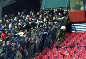 Βουλή: Ριζικά μέτρα πάταξης της οπαδικής βίας, ζητούν τα κόμματα