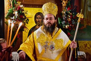 Βαρθολομαίος: Στον φανοστάτη του βίου μας να καίει, ακοίμητο, το Άγιο Φως του Χριστού μας