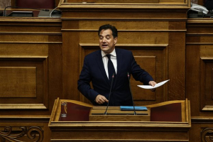 Γεωργιάδης - Νovartis: Καταδίκασε την στάση της κυβερνητικής πλειοψηφίας
