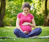 Μειωμένες οι εγκυμοσύνες στην Ελλάδα λόγω οικονομικής κρίσης