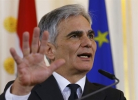 Βέρνερ Φάιμαν: Δεν μπορεί να μας ζητά η Ελλάδα να δεχθούμε 200.000 πρόσφυγες