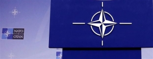ΝΑΤΟ: Ζητεί διάλογο με τη Ρωσία - Συμφωνία με Τραμπ στην άμυνα