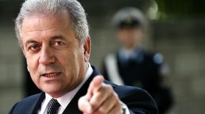 Αβραμόπουλος για QatarGate: Βρίσκομαι στο επίκεντρο των ερευνών γιατί ήμουν ο μόνος που πληρωνόταν