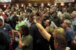 Kαταγγελίες μεταξύ των παρατάξεων και εντάσεις στο 43ο συνέδριο της ΠΟΕ- ΟΤΑ