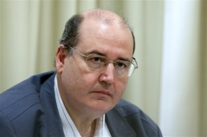 Πρώτοι σε δηλώσεις, μετεξεταστέοι σε έργο