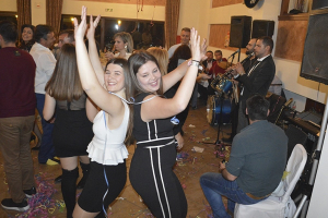 "Αγιος Τρύφων": Ακόμα χορεύουν στη Γουμένισσα!