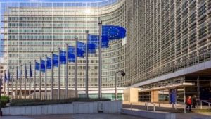 Η Κομισιόν καλεί τις νεοεκλεγμένες Αρχές της Βόρειας Μακεδονίας να συνεχίσουν να πείθουν ότι είναι αφοσιωμένες στο ευρωπαϊκό μέλλον της χώρας τους
