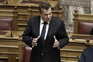 Πετρόπουλος: Πλήρης σύνταξη στην οικογένεια του Σμηναγού Μπαλταδώρου