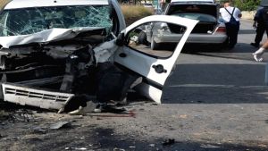 Τραγικό τροχαίο στο Νησέλλι Ημαθίας: Ένας νεκρός και τέσσερις τραυματίες