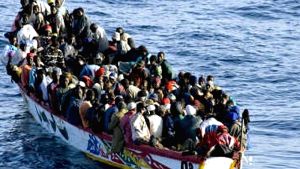 Βρετανία: Ανεβαίνει ο αριθμός των μεταναστών που φθάνουν με μικρές βάρκες μετά την επιστροφή των Εργατικών στην εξουσία