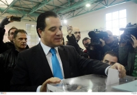 <div>Γεωργιάδης-ΝΔ: Στηρίζω Μητσοτάκη στον β' γύρο</div>