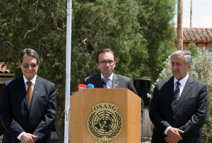 Δύο συναντήσεις το μήνα θα έχουν οι Αναστασιάδης - Ακιντζί