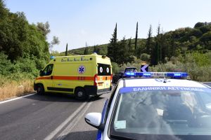 Θεσσαλονίκη: Σοβαρό τροχαίο με δύο νεαρούς τραυματίες – ΙΧ εξετράπη της πορείας του