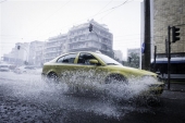 Ποτάμια οι δρόμοι της Αττικής - Ισχυρές καταιγίδες την Δευτέρα