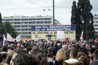 <div>Αγρότες: Προχώρησαν σε επ' αόριστον αποκλεισμό των Τεμπών</div>