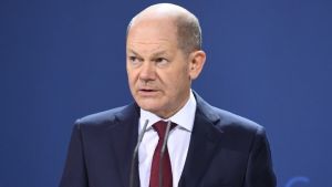 Όλαφ Σολτς: «Θα δράσουμε ενωμένοι με κυρώσεις που θα επιβληθούν από την ΕΕ, τις ΗΠΑ και το ΝΑΤΟ»