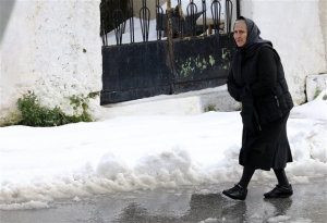 Στη Τήνο το αρματαγωγό Χίος για φιλοξενία κατοίκων-Χωρίς ρεύμα το νησί