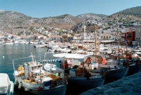 Μεγάλη αστυνομική έρευνα για τη ληστεία στην Υδρα με έναν νεκρό