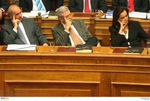 Νέα Δημοκρατία: Διακριτικές αποστάσεις και ραντεβού μετά την κάλπη