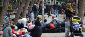 Deutsche Welle: Σε έξαρση η εμπορία προσφυγικών εγγράφων στην Αθήνα