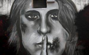 Φρίκη προκαλεί δολοφονία στο Ιράν – Αποκεφάλισε την σύζυγό του και έκανε βόλτες με το κομμένο της κεφάλι στα χέρια του