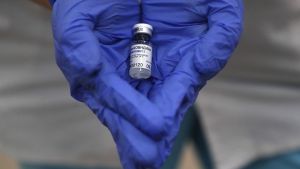 Σλοβακία-Covid-19: Οι αρχές παρέλαβαν το πρώτο φορτίο του Sputnik V