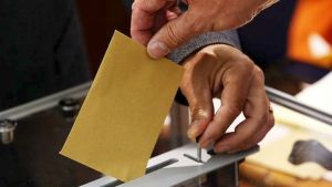 Δημοτικές εκλογές στην Ιταλία: Κεντροαριστερό θρίαμβό δείχνουν τα exit poll σε Ρώμη και Τορίνο
