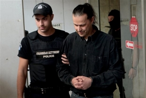 Αρνείται το «βραχιολάκι» ο Ξηρός, επικαλούμενος θρησκευτικές πεποιθήσεις