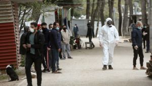 Μηταράκης: 100.000 μετανάστες στην Ελλάδα, δεδομένα κρούσματα – Τα τέσσερα μέτρα