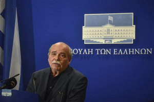 Βούτσης: Βαθύτατη θλίψη για την απώλεια του Χάρρυ Κλυνν