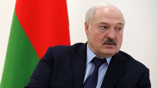 O Λουκασένκο αρνείται ενδεχόμενη επιστράτευση στη Λευκορωσία