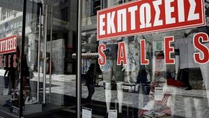 Θεσσαλονίκη: Καταστηματάρχες μιλούν στο politic για την πρόταση του ΕΣΘ για την αλλαγή ωραρίου