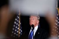 Ενδοοικογενειακή βία στο «ενεργητικό» του επικεφαλής της εκστρατείας Τραμπ