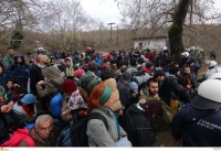 Η Ελλάδα (και η κυβέρνηση) «πνίγεται» στους βάλτους της Ειδομένης