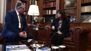 Κουτσούμπας σε Σακελλαροπούλου: «Επικίνδυνες οι εξελίξεις στα ελληνοτουρκικά»