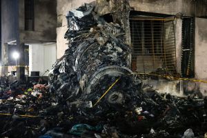 Συντριβή αεροσκάφους στην Ινδία: Θρήνος για τους 265 νεκρούς και τα αίτια του δυστυχήματος