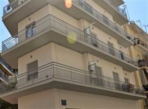 Δήμος Αθηναίων: Επανεξετάζεται το θέμα της κοινωνικής πολυκατοικίας